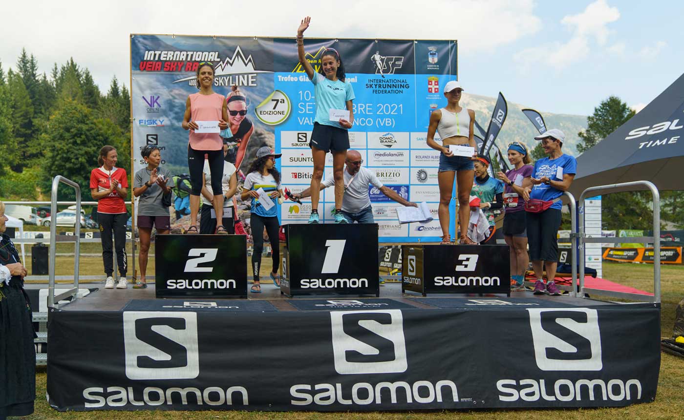 Premiazione Veia Sky Race femminile Kager sponsor