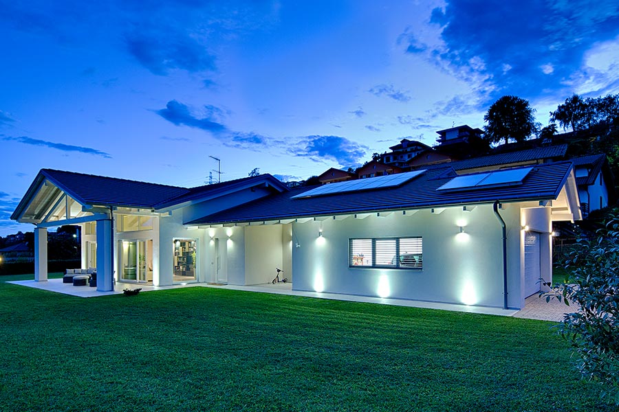 Casa-in-legno-Nebbiuno-tetto-3-livelli