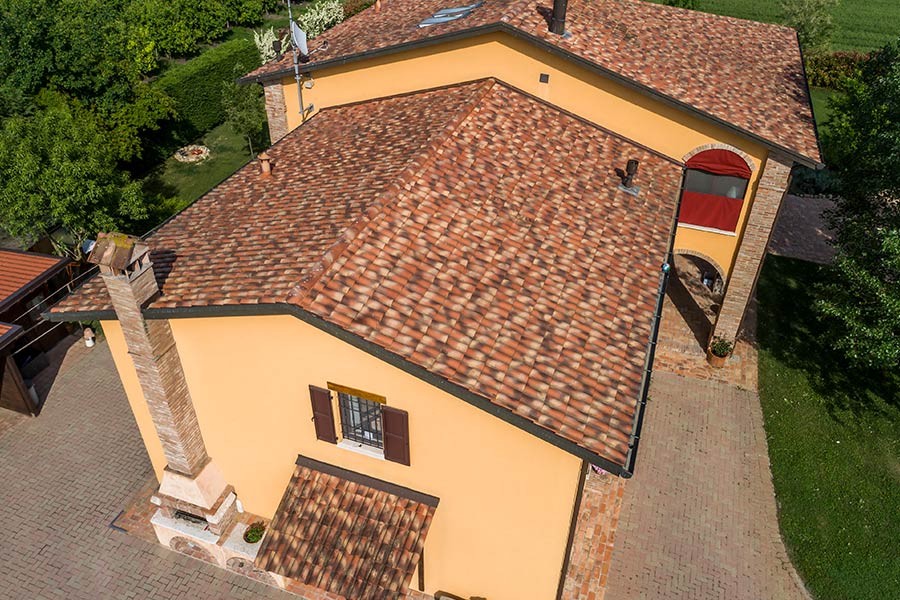 Villa-in-legno-classica-Ferrara-tetto